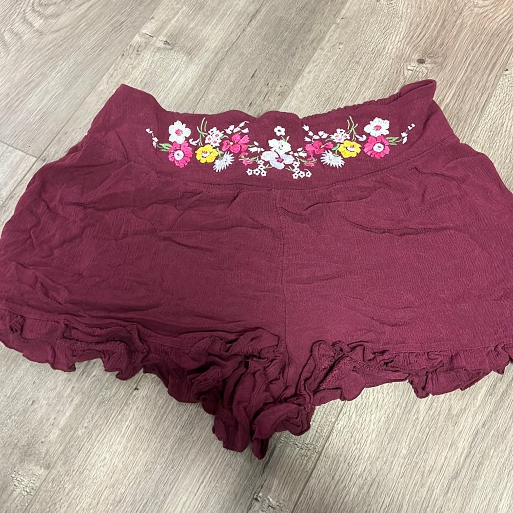 Cute mossimo dressy or comfy shorts